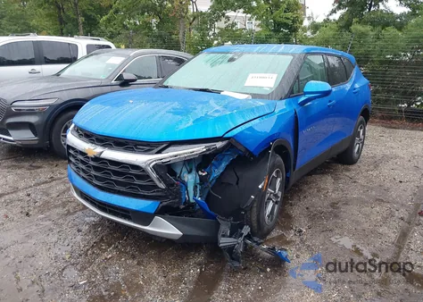 2025 Chevrolet Blazer 2Lt z USA, uszkodzony, nr VIN 3GNKBCR45SS145435